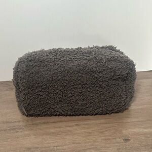 Barefoot Dreams Cozy Chic‎ Gray Terry Plush Soft Makeup Bag.